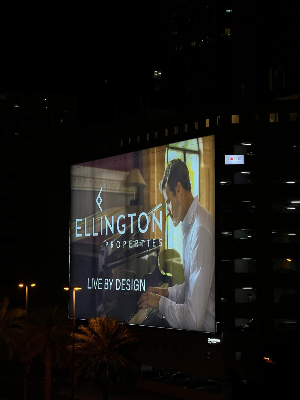 Shiekh Zayed Road - DIFC Ellington - Dubai Advertising Shiekh Zayed Road - Night DIFC<br />
Ellington - Dubai Advertising